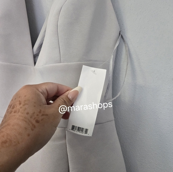 Amsale Faille Deep V-Neck Gray Dress - Picture 5 of 8